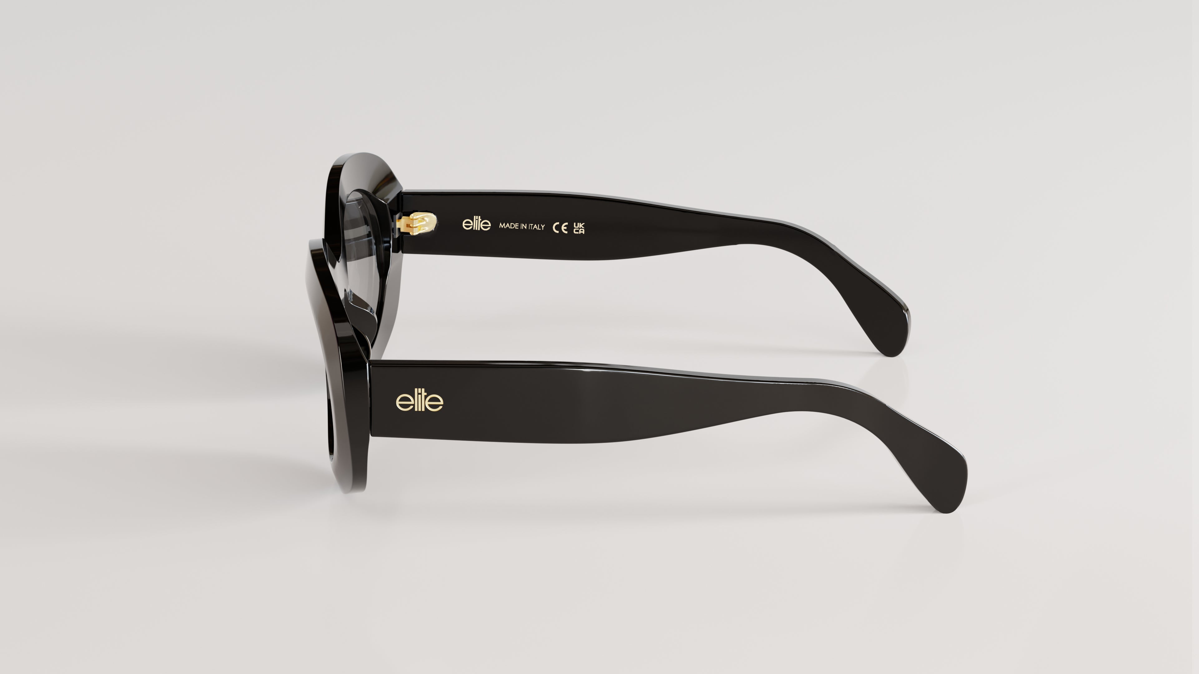 Lola#Color_Montatura Nero Lucido con Lente Fumo