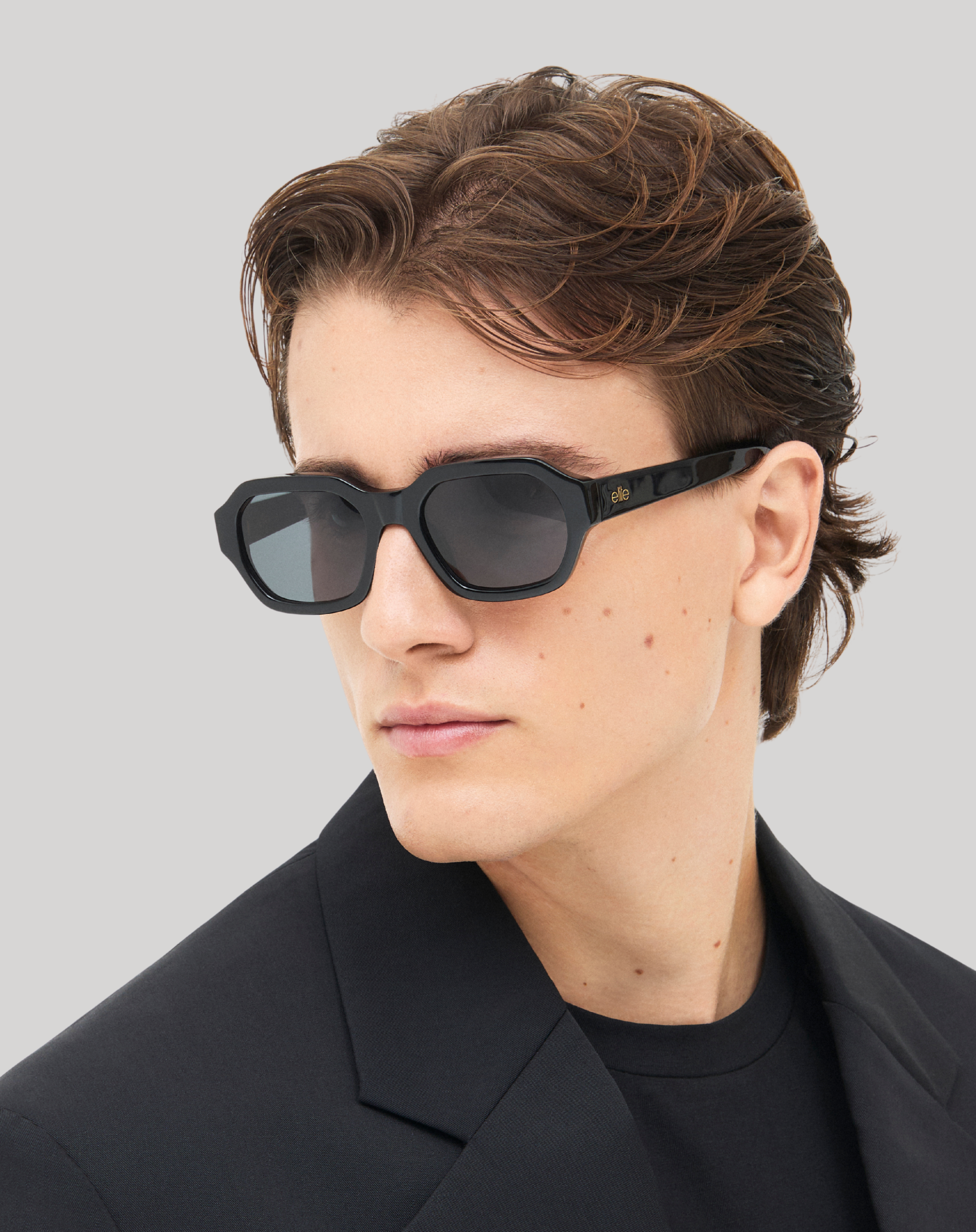 Chris#Color_Montatura Nero Lucido con Lente Fumo