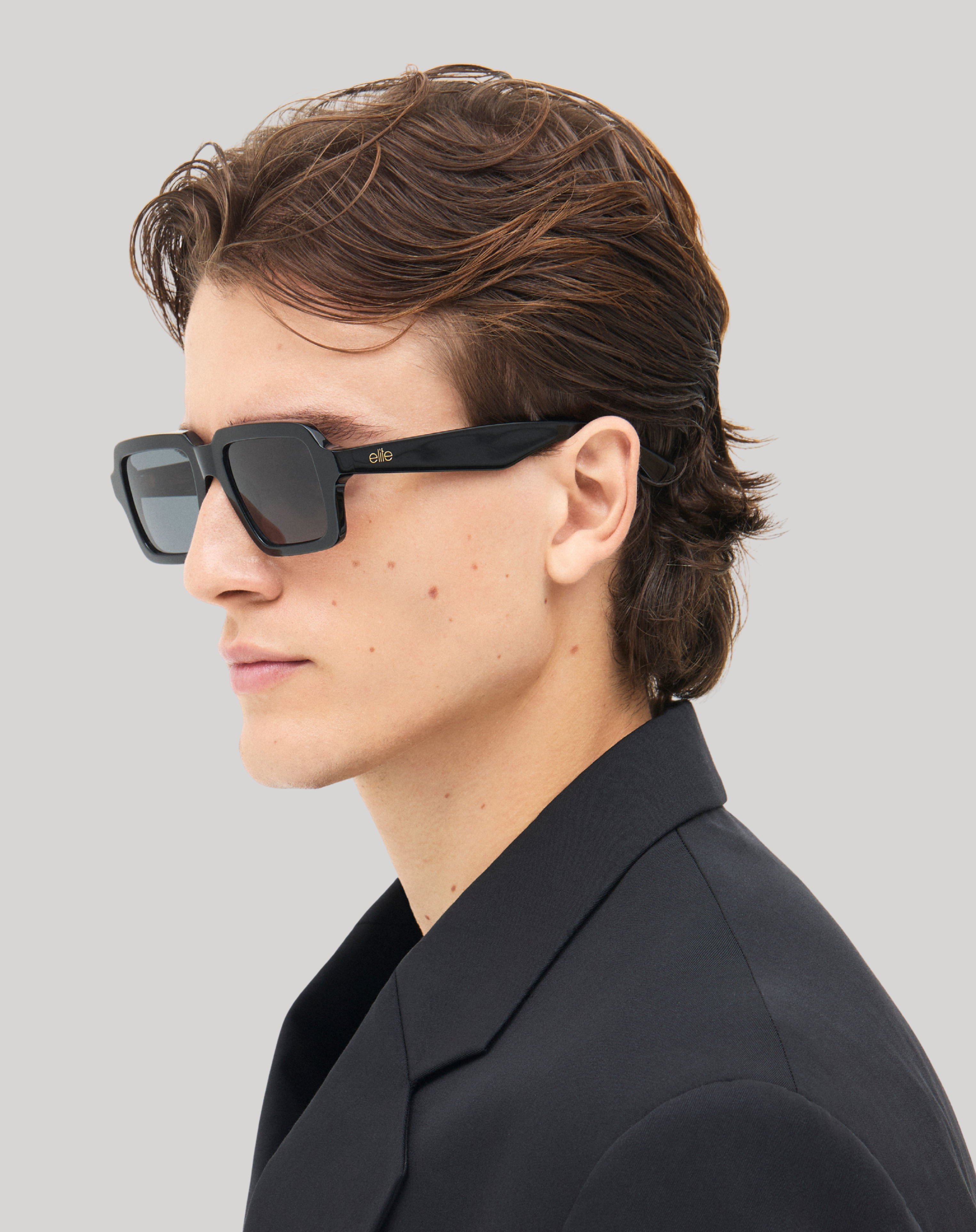 James#Color_Montatura Nero Lucido con Lente Fumo