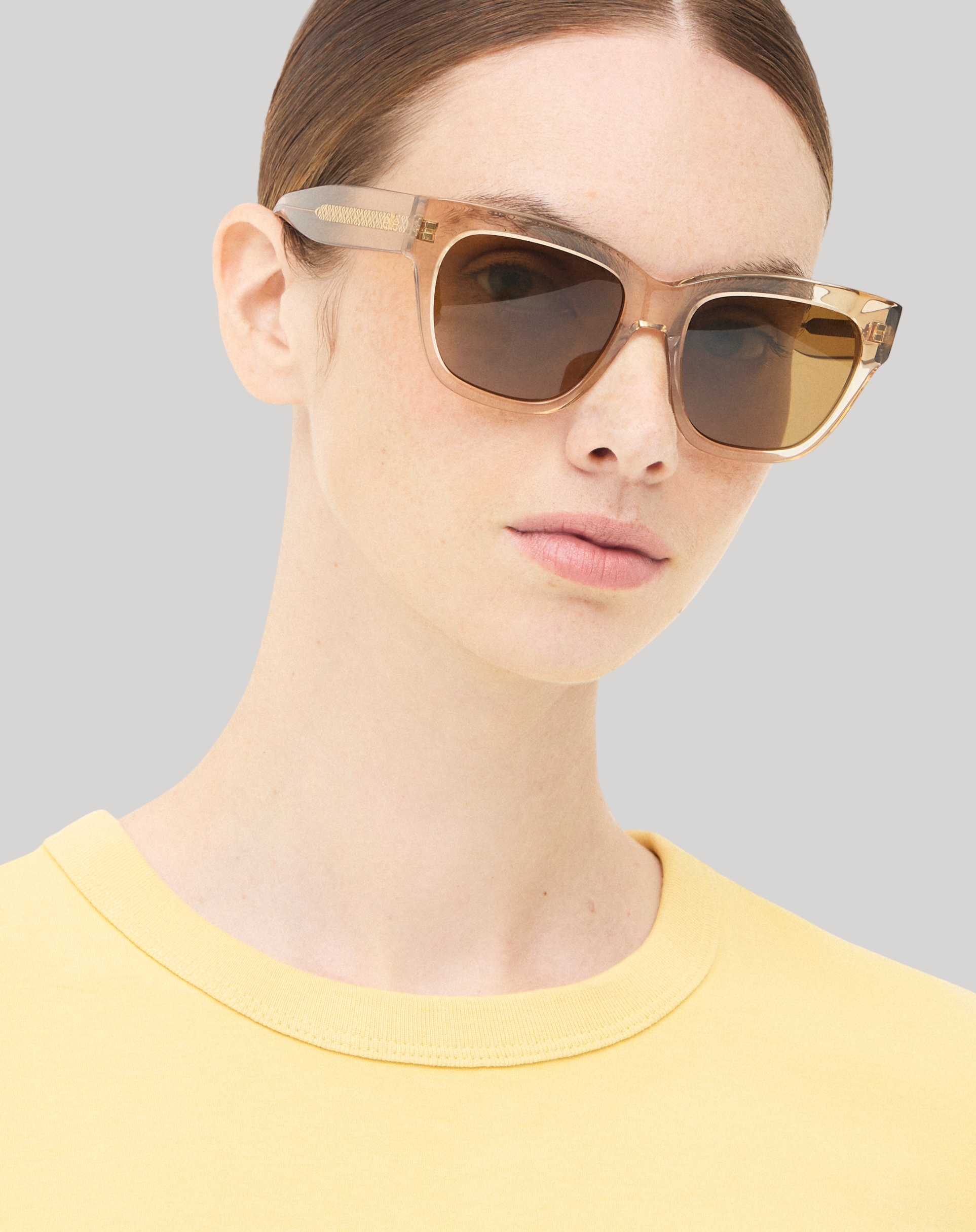 Naomi#Color_Montatura Sabbia Lucido con Lente Marrone